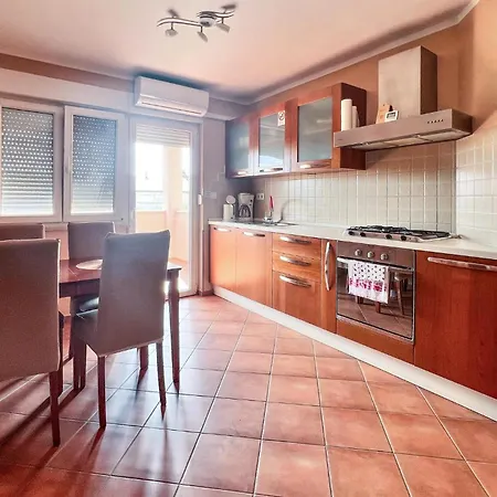 Awesome In With Wifi Apartment