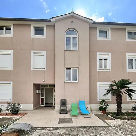 Awesome In With Wifi Apartment Medulin